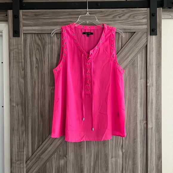 Hot pink lace up top - Picture 1 of 4